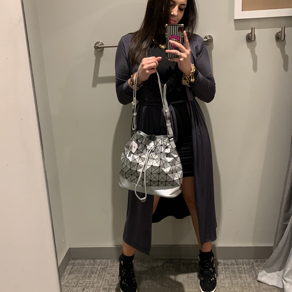 Funky Bucket Bag - Picture 8 of 12